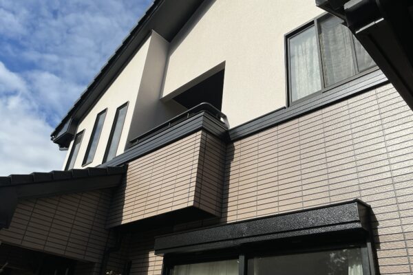 鉾田市　無機塗料×多彩ダブルトーンで、上質感が際立つ外壁へ　ありがとうございました😊